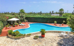 Gorgeous Apartment In Frigole With Kitchen